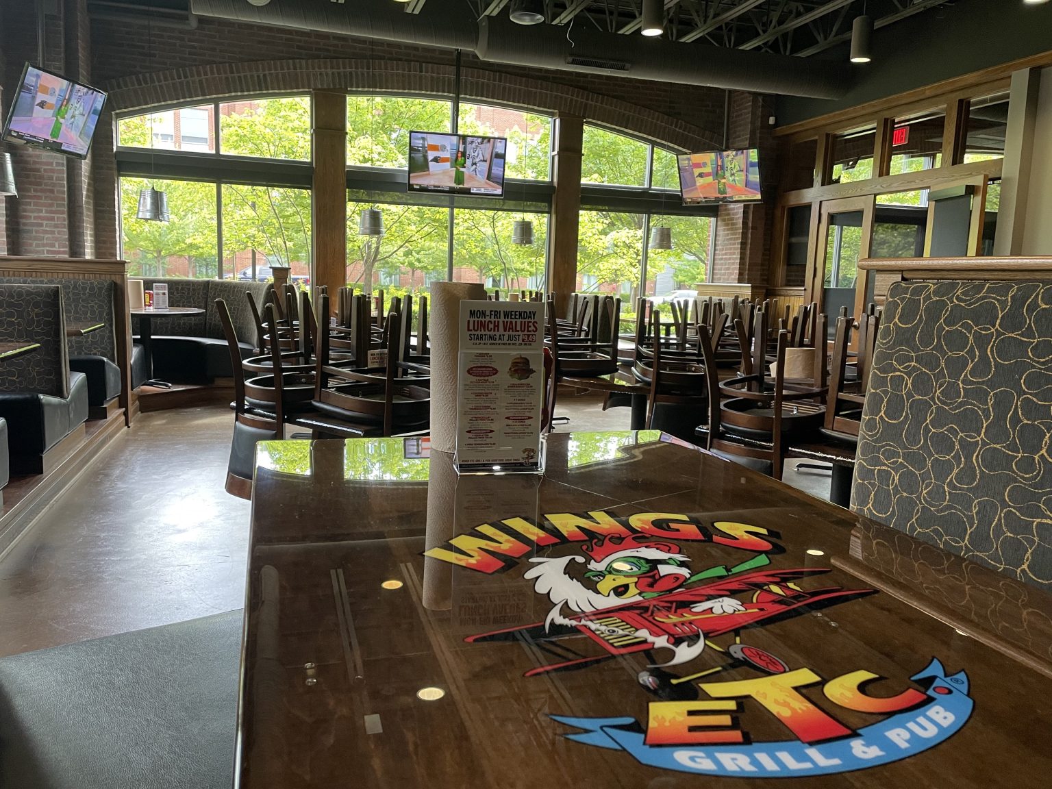 Wings Etc. Columbus now serving up ‘Good Food, Great Times’ in Grandview Wings Etc. Franchise